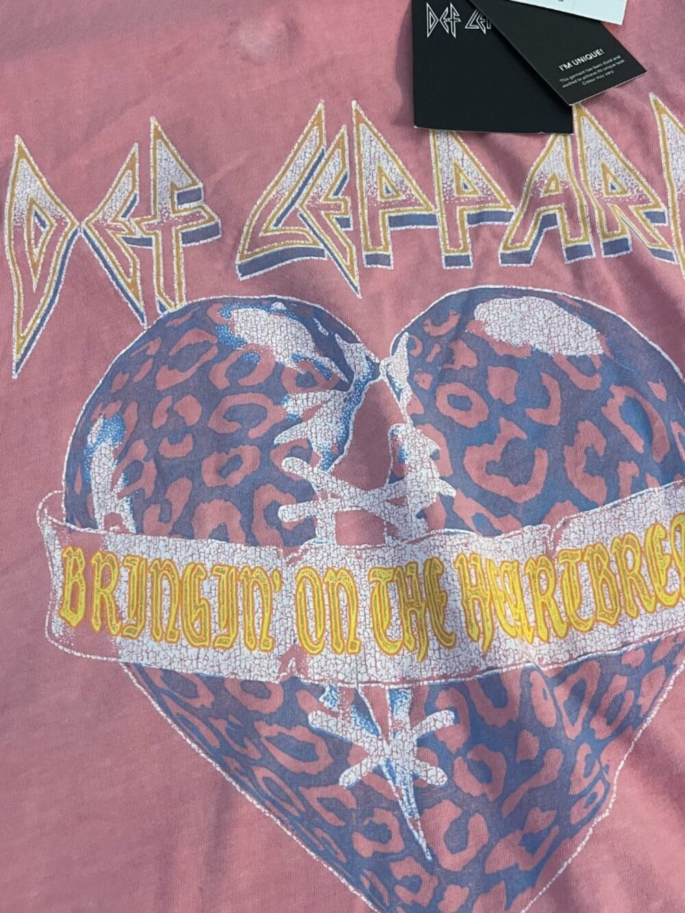 Def Leppard Pink Graphic Tee Oversized Boxy Fit NWT Medium - Picture 2 of 8